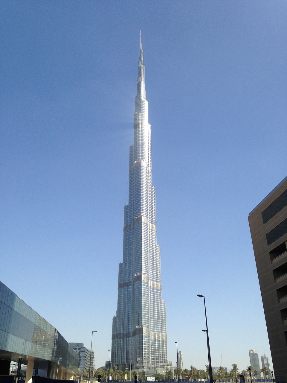 Burj khalifa ( Dubai )